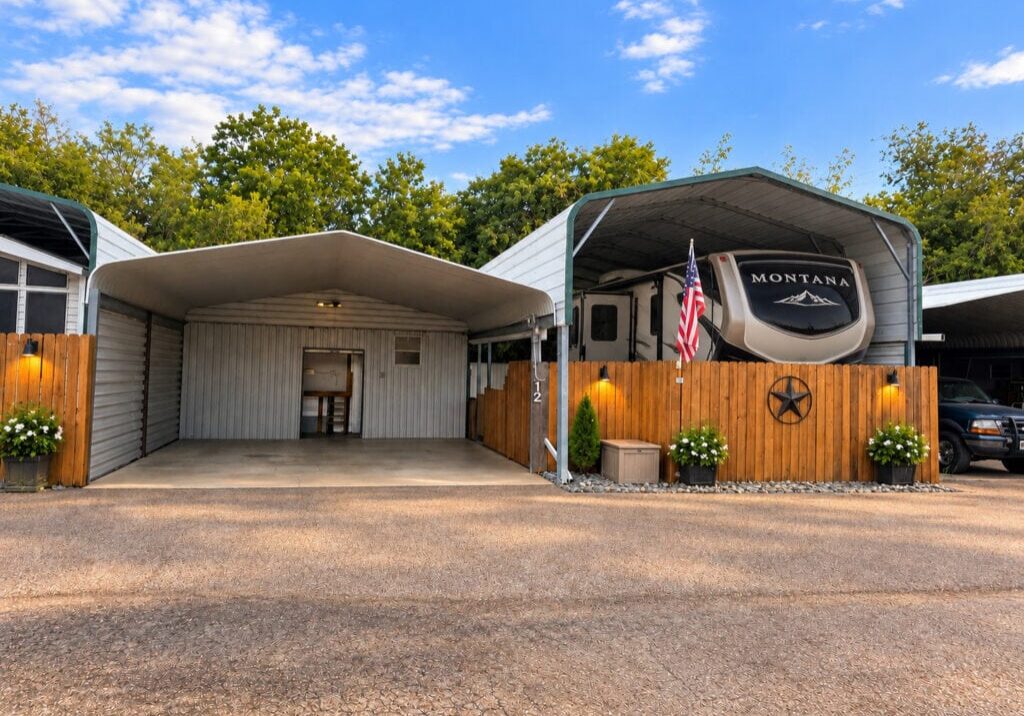 Estates Covered RV Spots